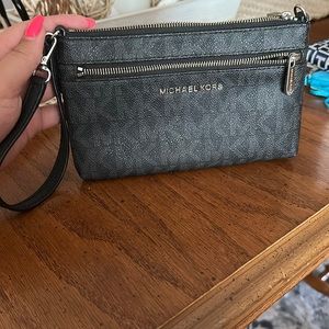 Michael Kors Clutch